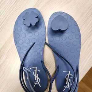 (정품) 생로랑 젤리 하트 쪼리 샌들 36 (명품 여자 신발 슬리퍼 뮬)