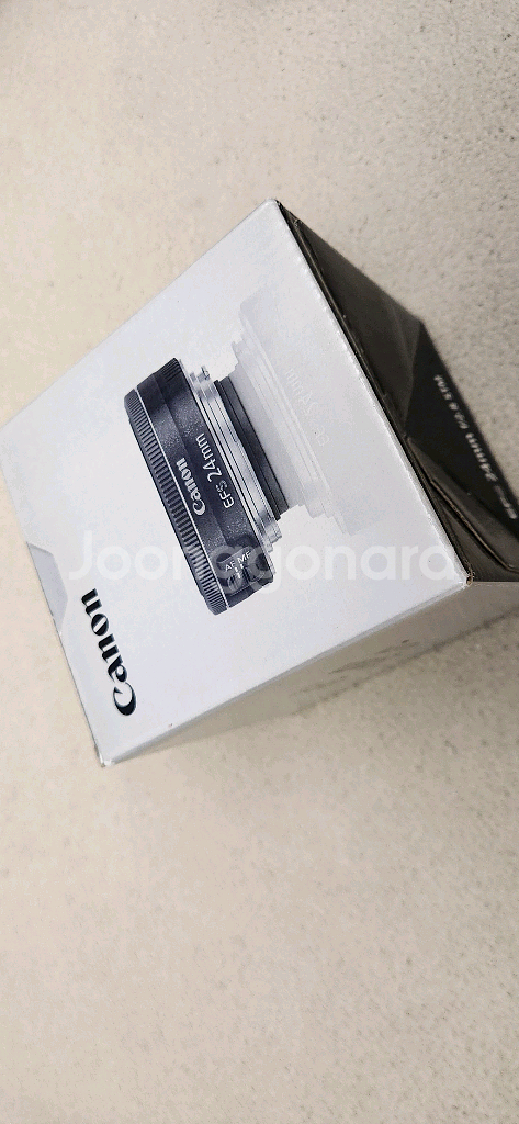 캐논 EF-S 24mm f2.8 STM 팬케익 렌즈 팝니다--4