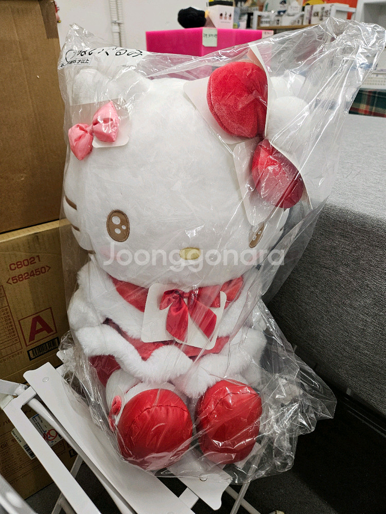 (미개봉) 산리오 헬로키티 겨울 아타리쿠지 1번 1등상 대형봉제인형--1