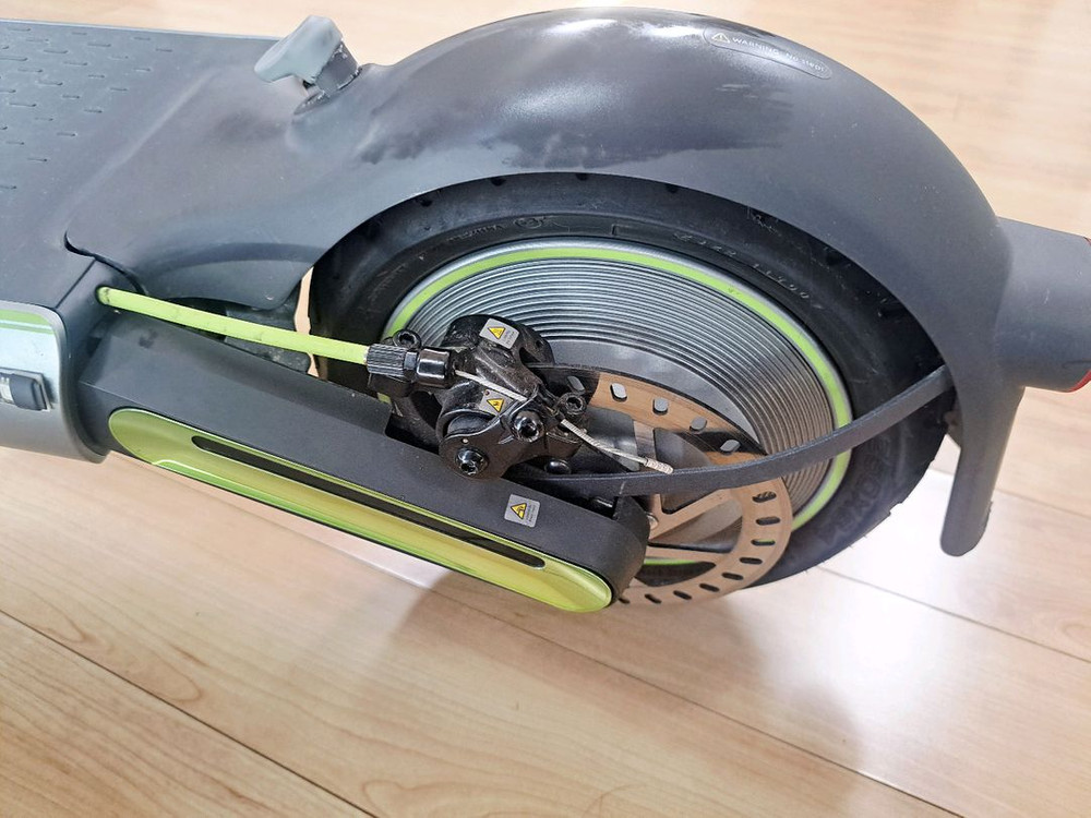 명품 전동킥보드 NAVEE 나비 S65 새것 팝니다!--3