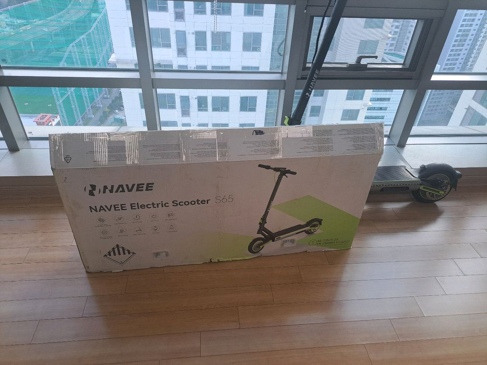 명품 전동킥보드 NAVEE 나비 S65 새것 팝니다!--7