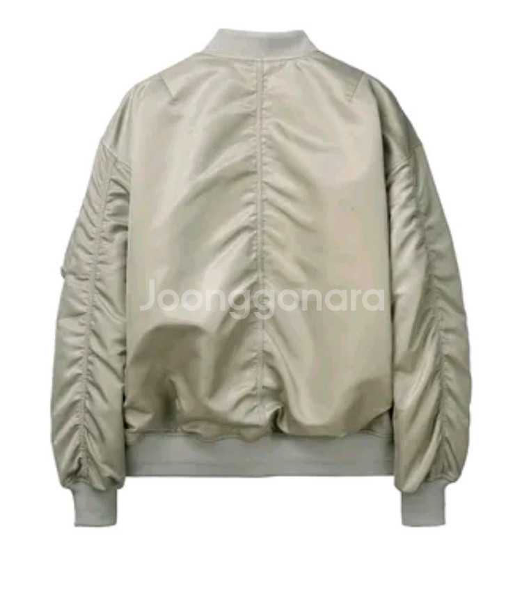 질스튜어트뉴욕 MA-1 미들레이어 양면 패딩 점퍼 극미중고--3