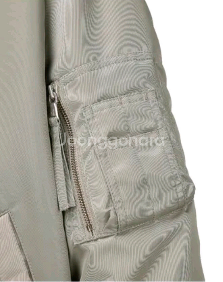 질스튜어트뉴욕 MA-1 미들레이어 양면 패딩 점퍼 극미중고--7