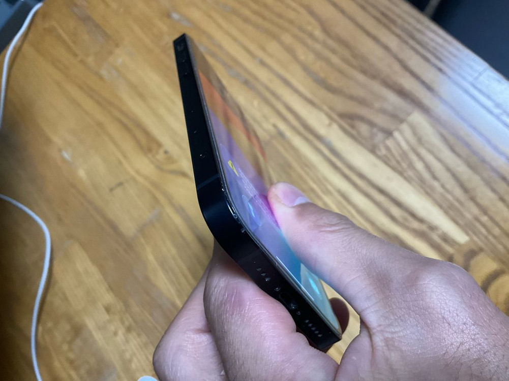 아이폰 12 미드나잇블루(블랙) 64GB / 증정품 포함--7