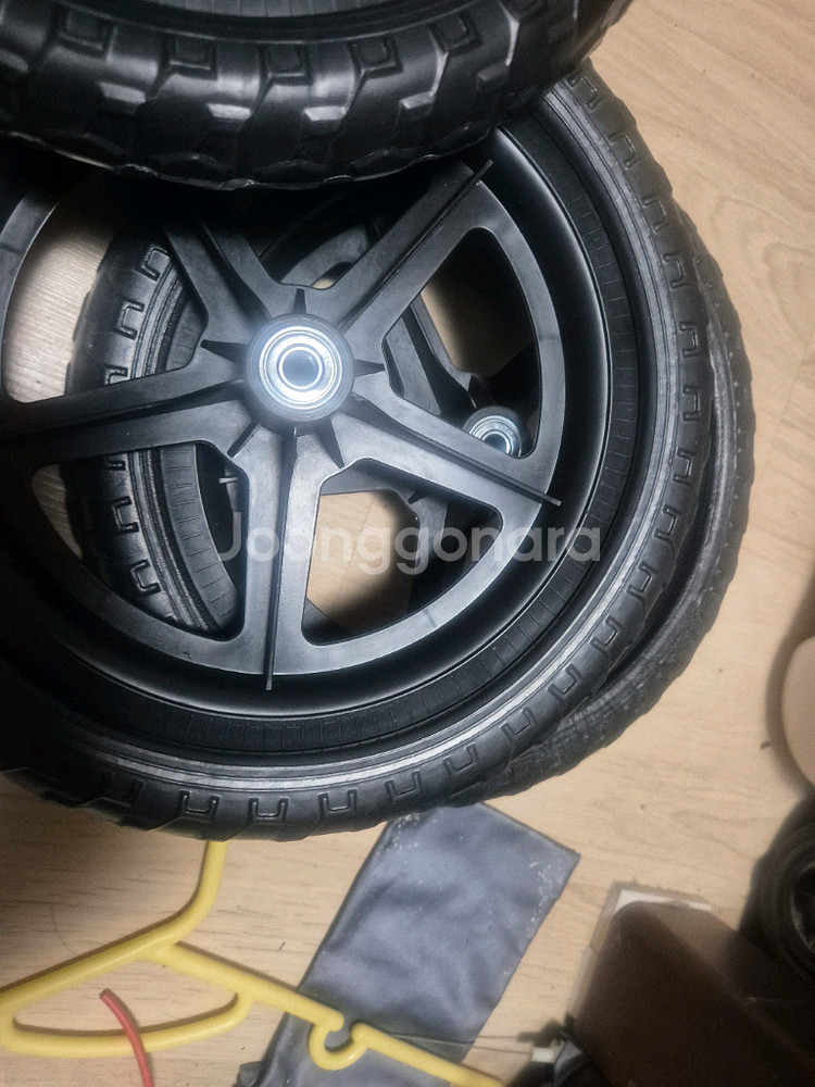 조과통바퀴 12인치 팝니다--1