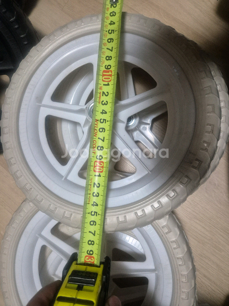 조과통바퀴 12인치 팝니다--6