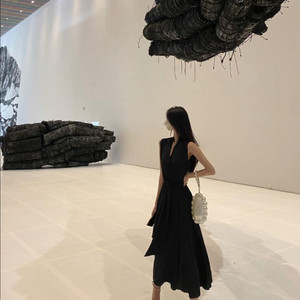 8.9->4.0 [1회 착용] 버뮤즈 쉬폰 실키 랩 드레스 롱 원피스