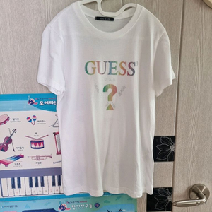 게스 반팔 티셔츠 S