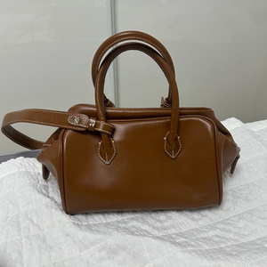 시에 sie 브롯 스티치 미디엄 핸드백 카멜