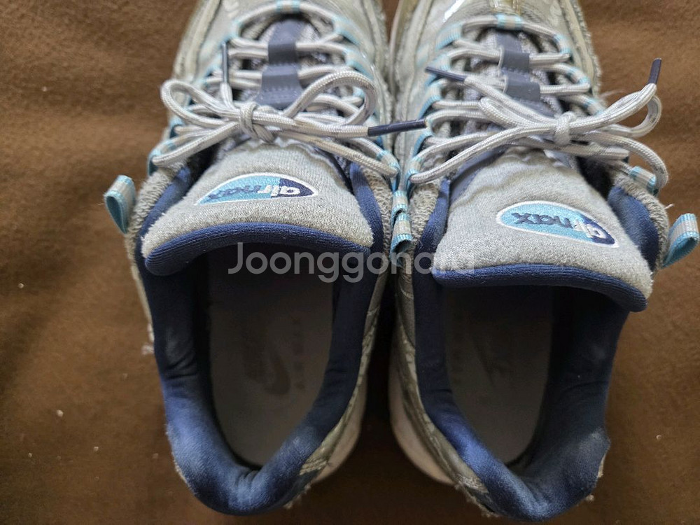 나이키 에어맥스 운동화 270--4