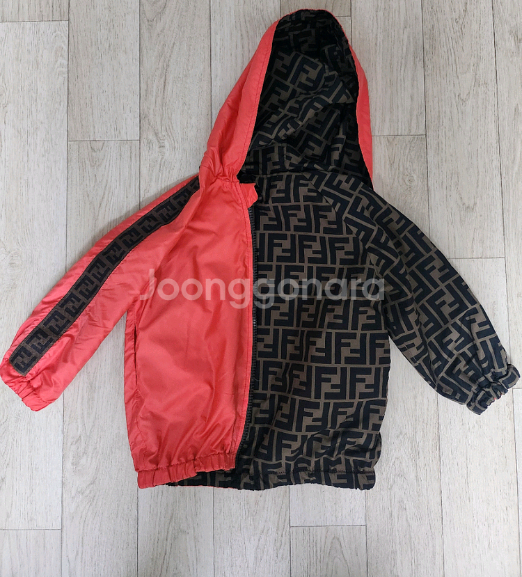 백화점 정품)펜디키즈24m 양면 바람막이--0