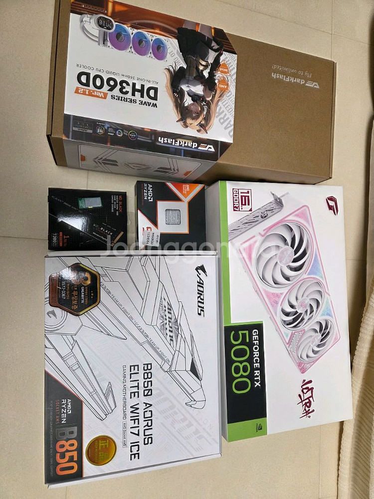 9950x3d, b850 wifi7, rtx5080 화이트 본체--1