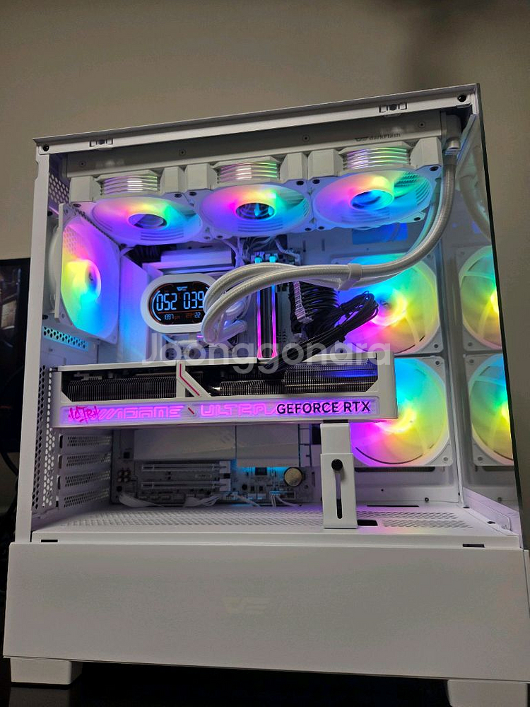 9950x3d, b850 wifi7, rtx5080 화이트 본체--0