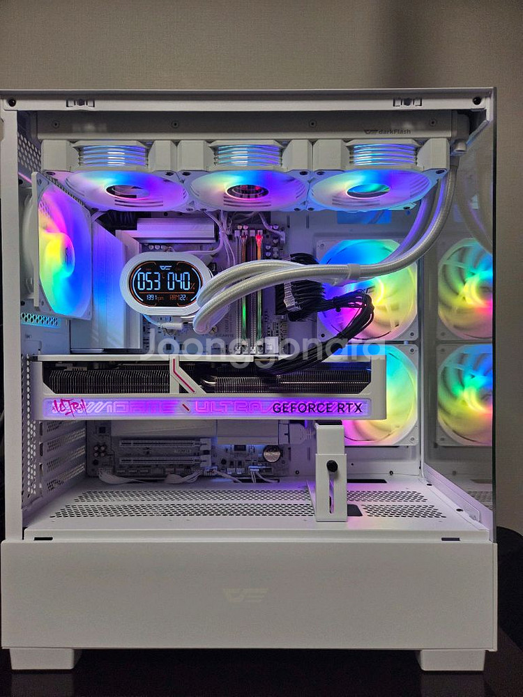 9950x3d, b850 wifi7, rtx5080 화이트 본체--3