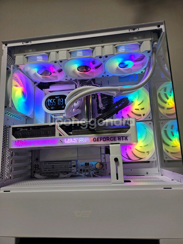 9950x3d, b850 wifi7, rtx5080 화이트 본체--4