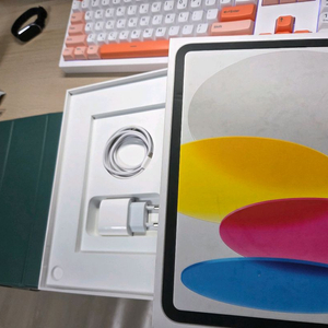 아이패드 10세대 64GB Wifi(새제품급)