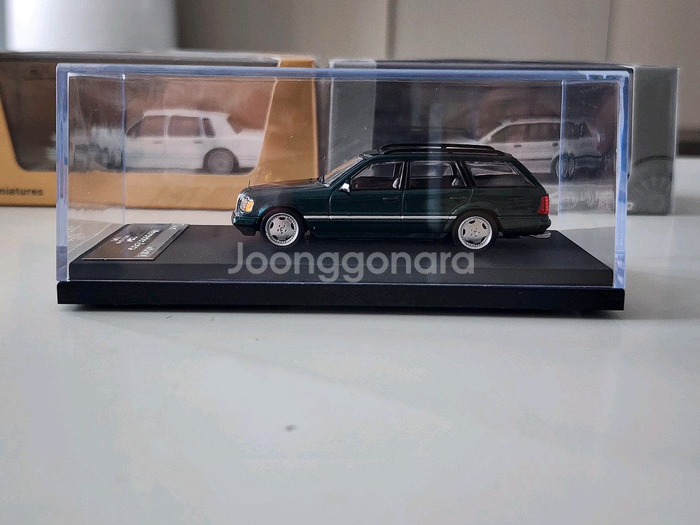 1:64 Mortal 벤츠 S124 그린 한정판 다이캐스트--1