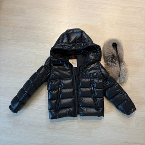 몽클레어 키즈 뉴바이런 패딩 블랙 140 10Y