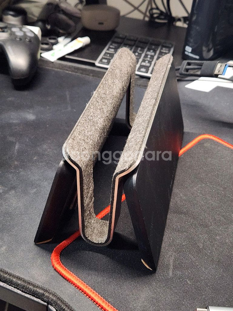 Ekeepment 우드도크 클램쉘 수직 노트북거치대--0