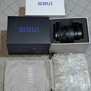 가격인하] 시루이 16mm f1.2 스나이퍼 - 35mm환산 24mm f1.8, 정품, A급 상태, 박풀.