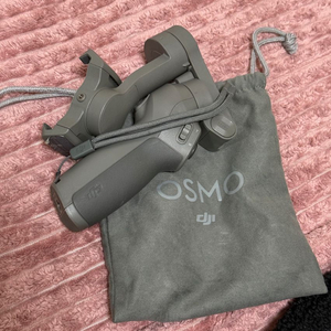 DJI 오즈모 모바일 3 짐벌