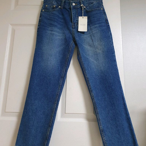 (택있는 새상품)일자핏 청바지 28~29