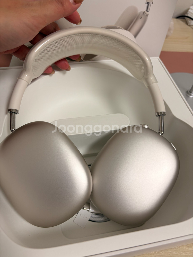 에어팟 맥스2 스타라이트 풀박스 거치대 케이스 포함--2