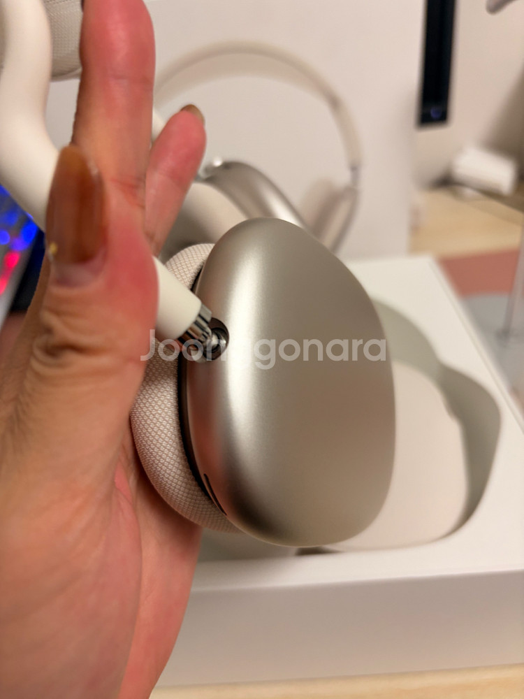 에어팟 맥스2 스타라이트 풀박스 거치대 케이스 포함--7