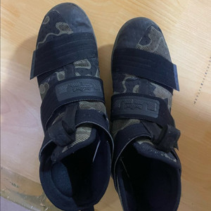 나이키 르브론 카모 농구화 운동화