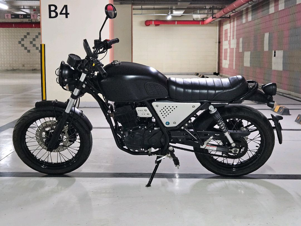 2022년식 부캐너125 블랙 12,416km--3