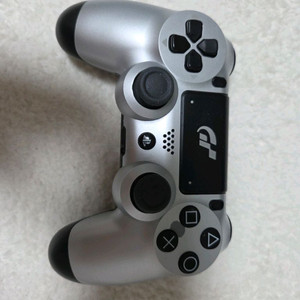 PS4 플스4 듀얼쇼크4 컨트롤러 그란투리스모한정 이미지