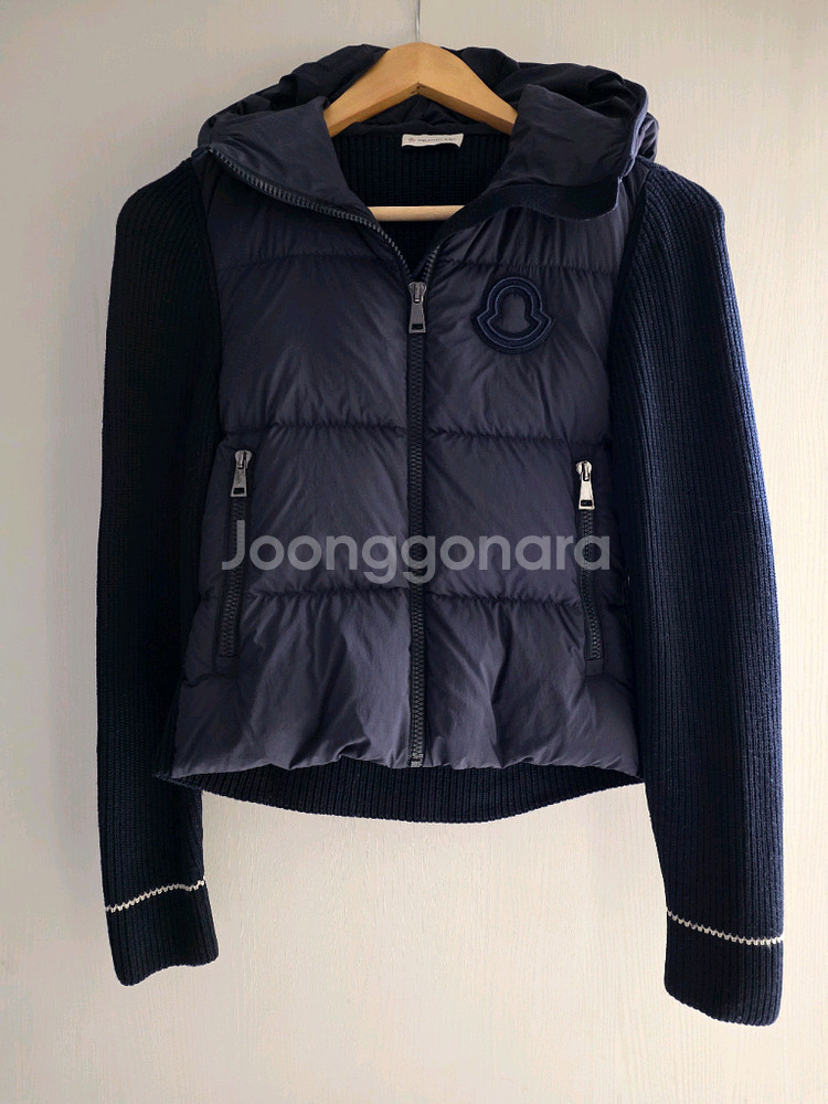 몽클레어 후드 니트패딩 네이비 12y (공용) 성인44가능--0