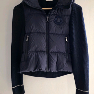 몽클레어 후드 니트패딩 네이비 12y (공용) 성인44가능