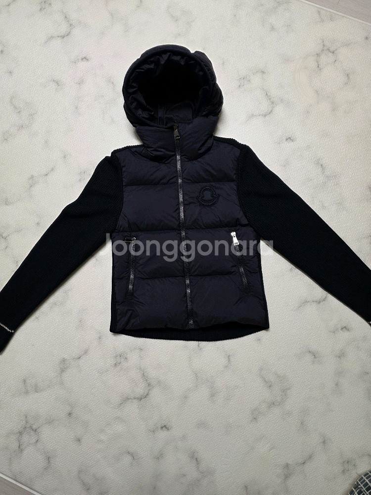 몽클레어 후드 니트패딩 네이비 12y (공용) 성인44가능--2