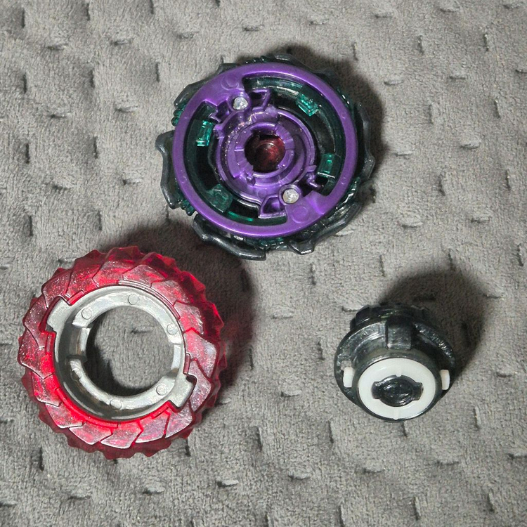 아크 바하무트 베이블레이드 버스트 이미지