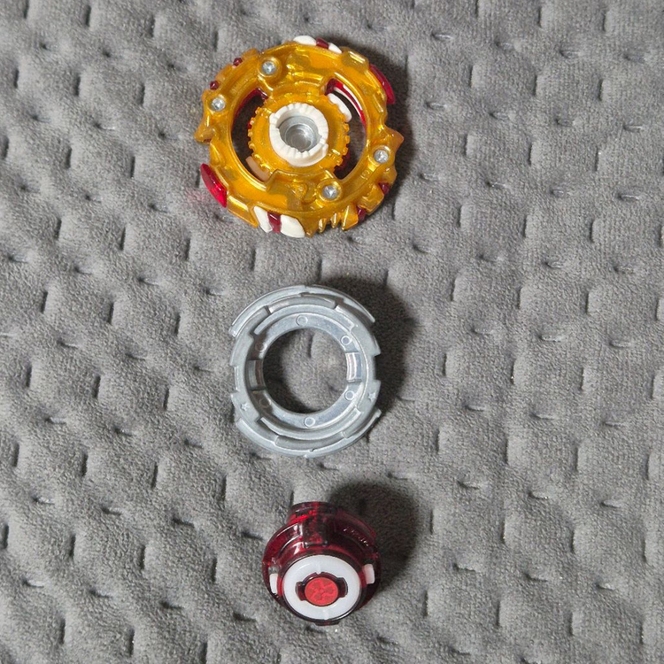 레퀴엠 스프리건 베이블레이드 버스트 이미지