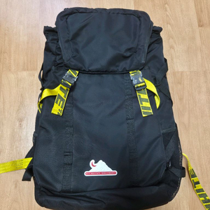 오프화이트 백팩