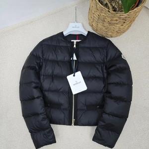 몽클레어 여성 패딩 점퍼