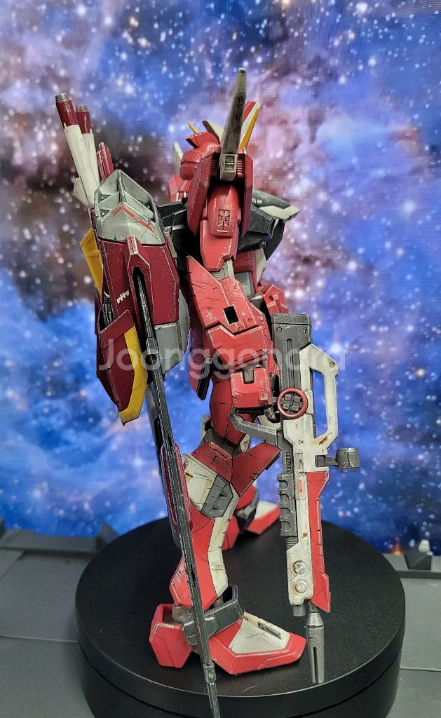 [반다이 건담] MG 인피니티 저스티스 웨더링 조립품 판매--1