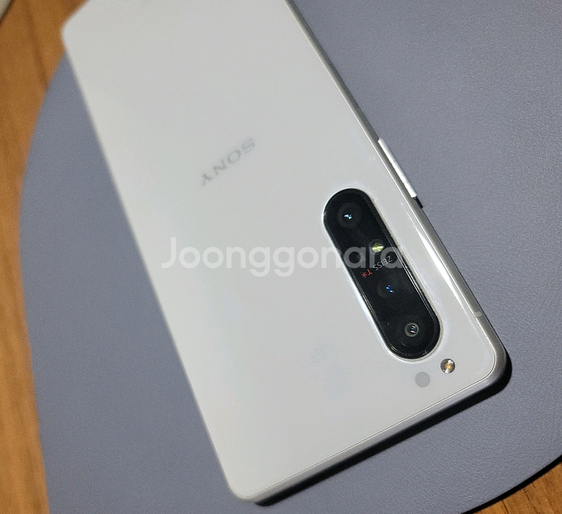 소니 엑스페리아1 마크2--6