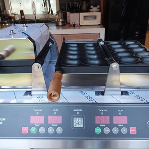 [CHEFKHAN] [쉐프칸] 달걀빵기계 계란빵기계 전기식 디지털 1구 10P, 머신 2개(한개는 새제품)