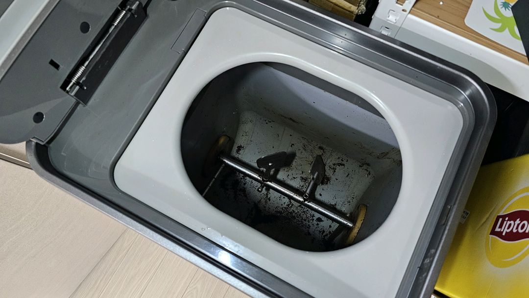 어썸스퀘어 지엘 GL-020L 미생물 음식물처리기 고장제품 이미지