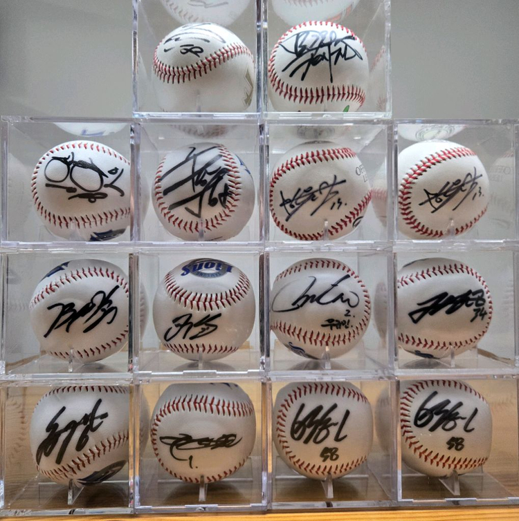 삼성 라이온즈 싸인볼 & 싸인 배트& 이승엽 피규어--9