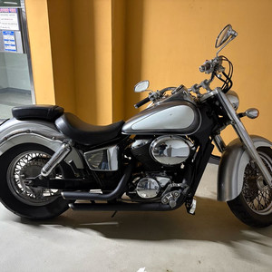 혼다 쉐도우 750 이미지