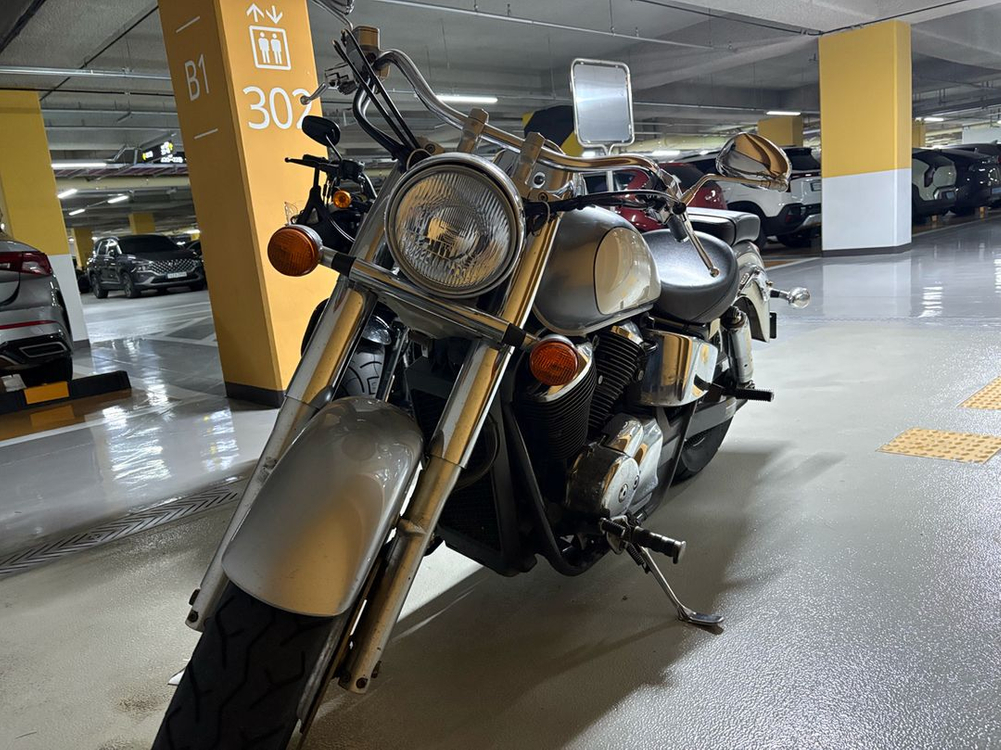 혼다 쉐도우 750 이미지