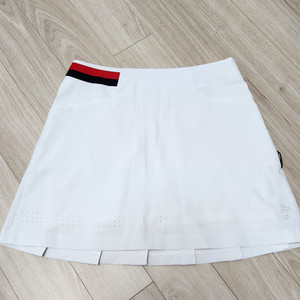 타이틀리스트 여성 골프 스커트 64사이즈(1회착용)