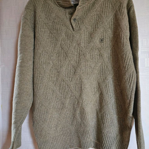 발망 베이지 카라 니트 105(XL)