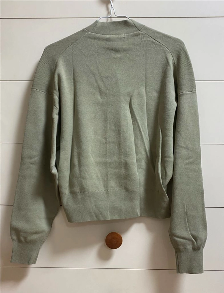 유니클로 르메르 U 쇼트 가디건 카키 L 새상품 uniqlo 이미지