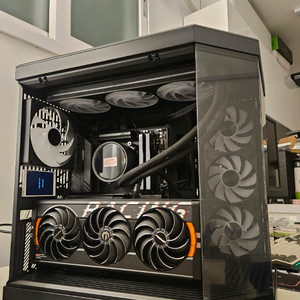 9800x3d/rtx5070ti/y70/2tb 하이엔드 본체