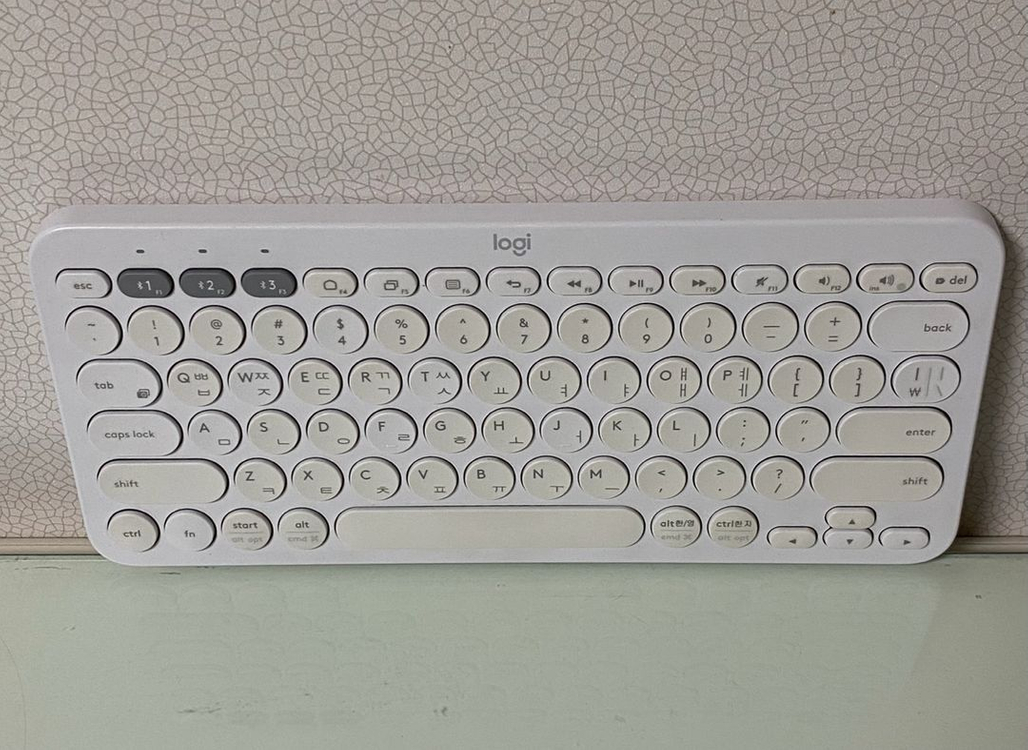 로지텍 K380 블루투스 키보드 화이트 이미지